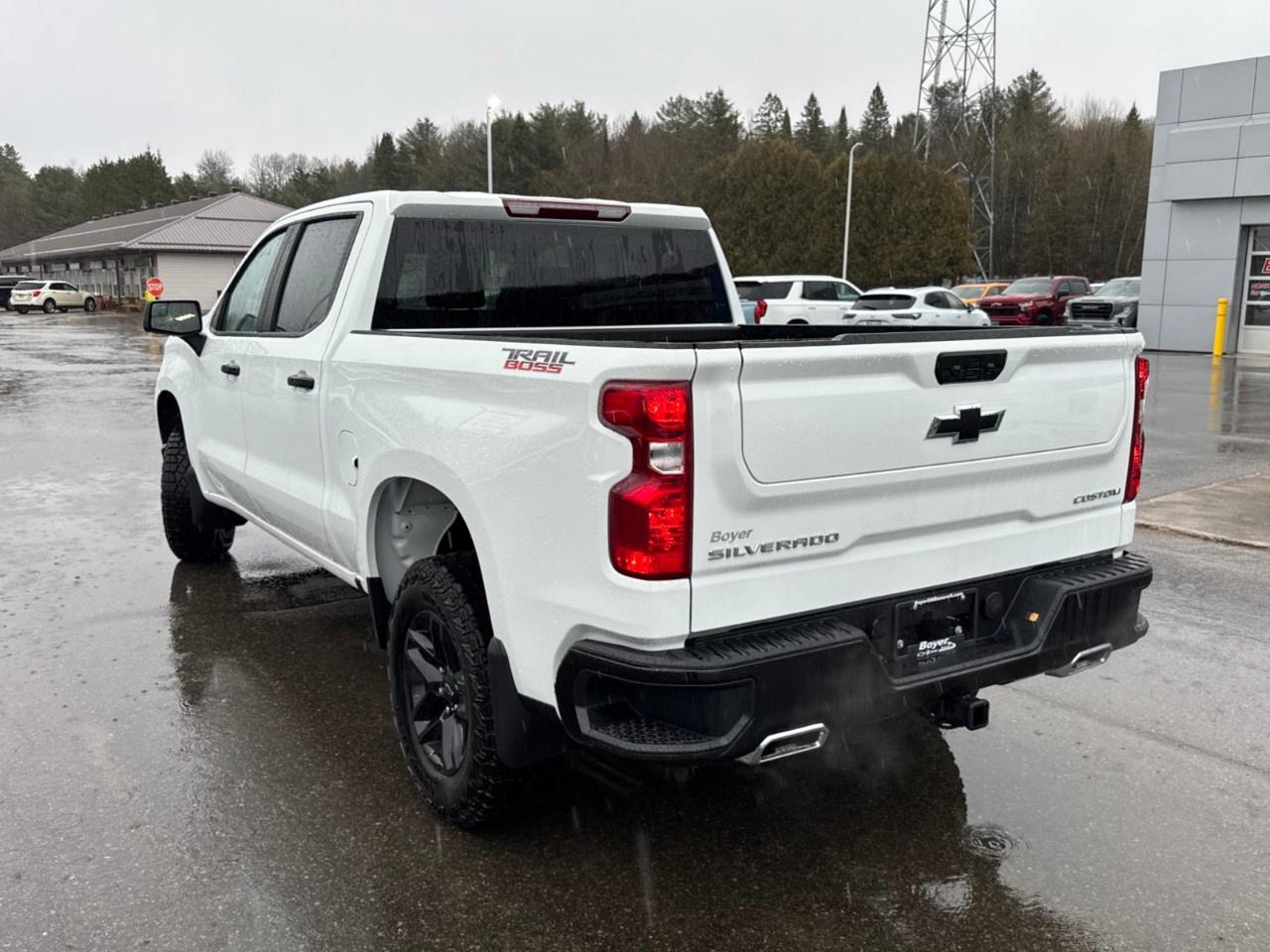 2026 Chevrolet Silverado 1500 Crew Cab Short Box 4-Wheel Drive Custom Trail Boss Photo
