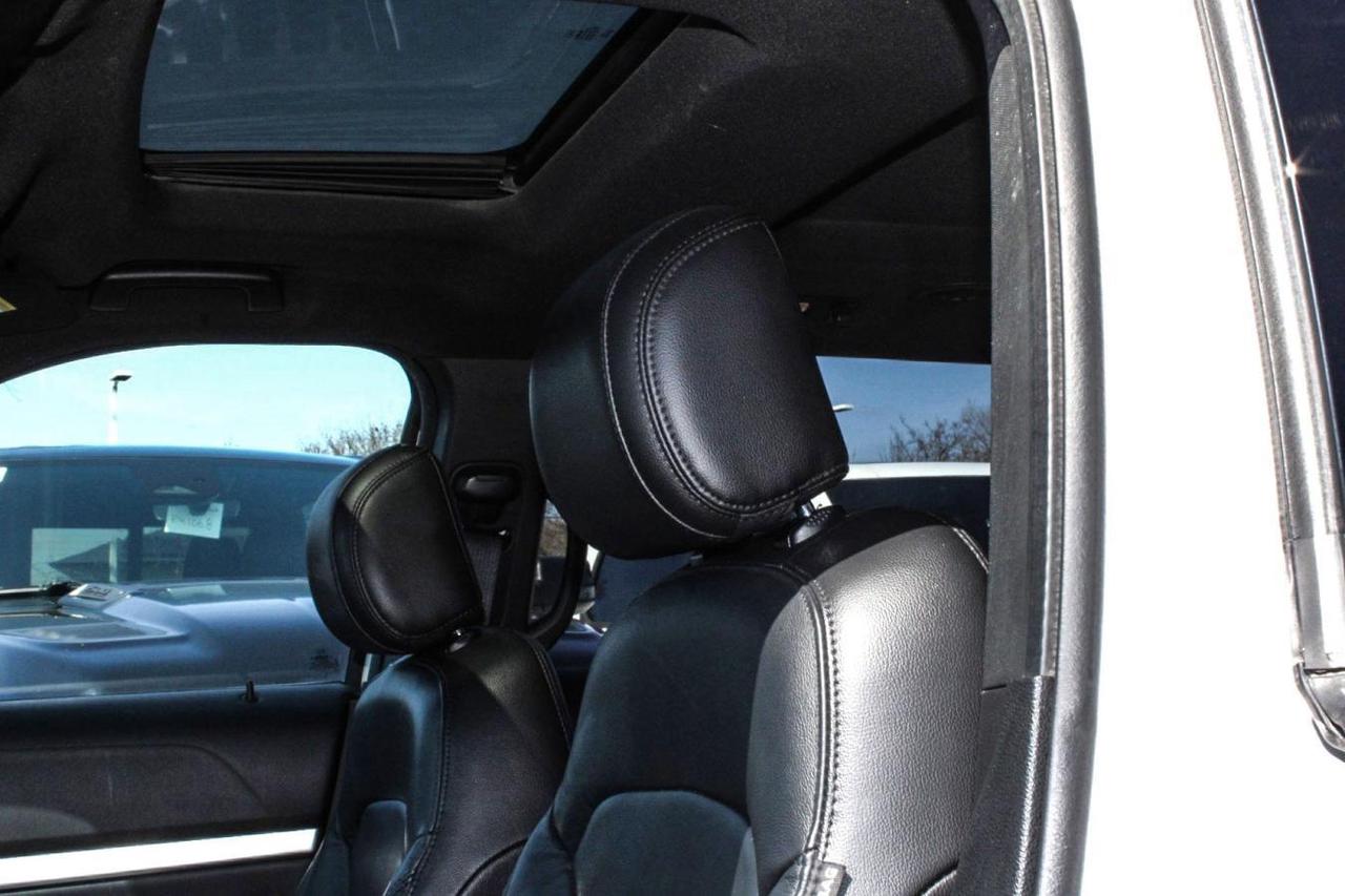 2017 Ford Explorer XLT  SiriusXM Gps BkpCam HtdSeats Sunroof Photo