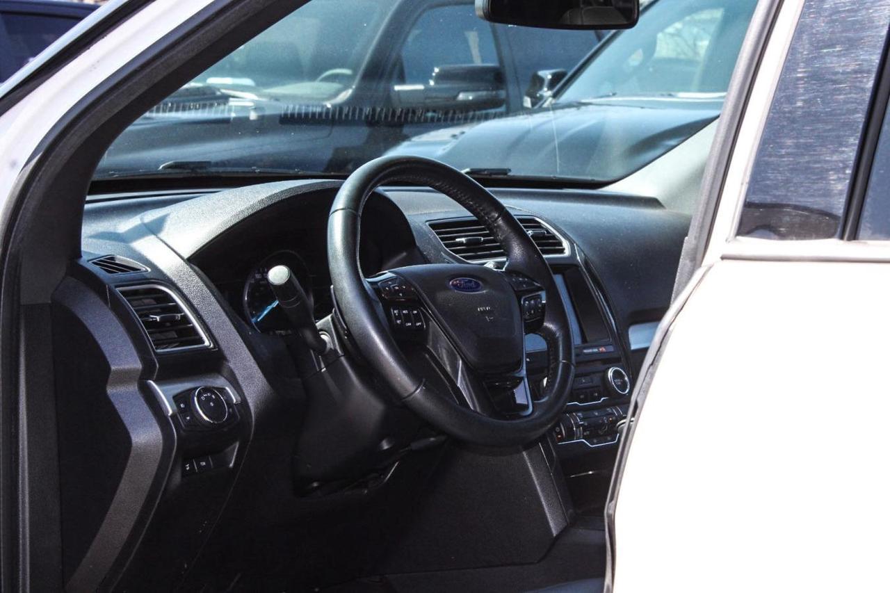 2017 Ford Explorer XLT  SiriusXM Gps BkpCam HtdSeats Sunroof Photo