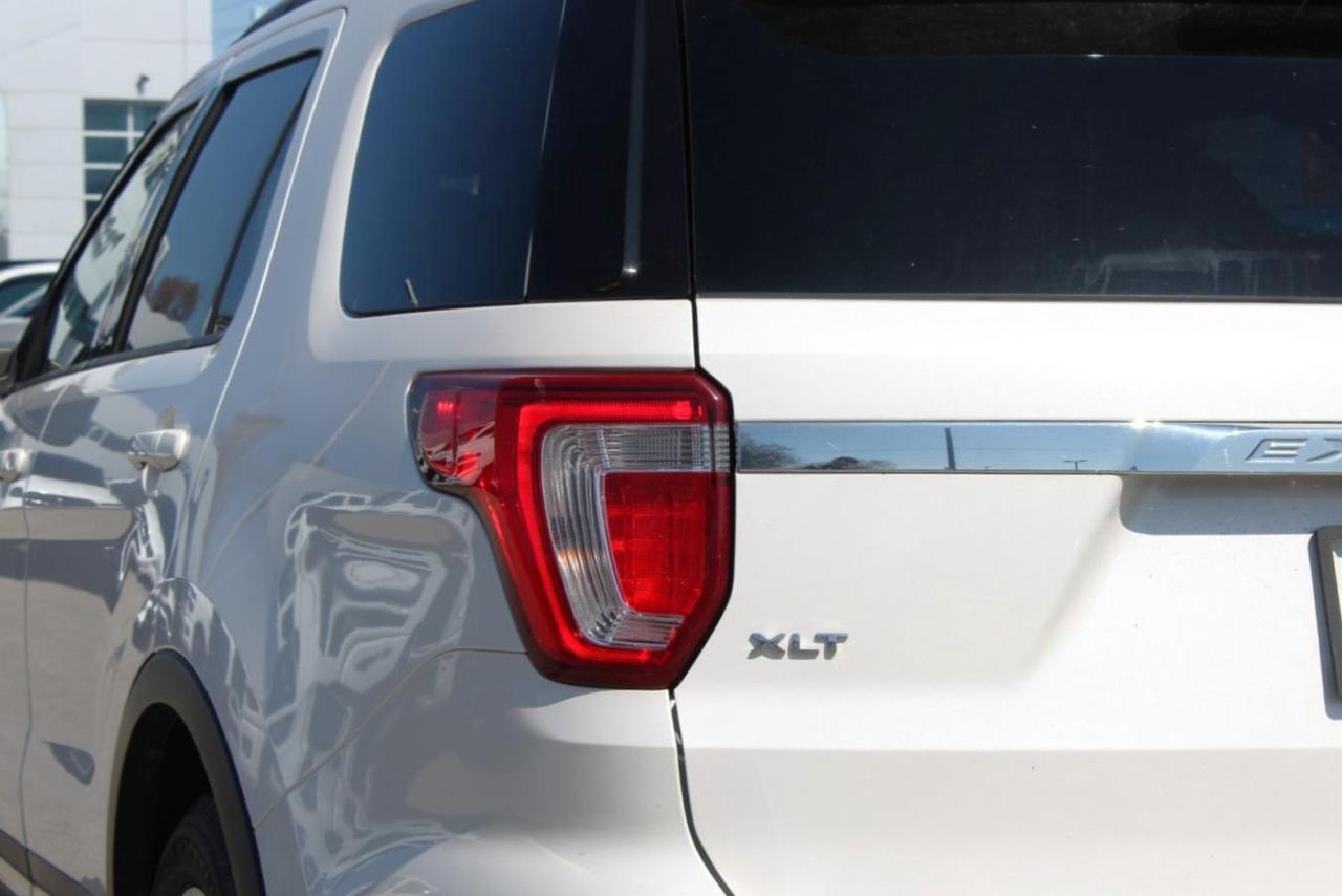 2017 Ford Explorer XLT  SiriusXM Gps BkpCam HtdSeats Sunroof Photo