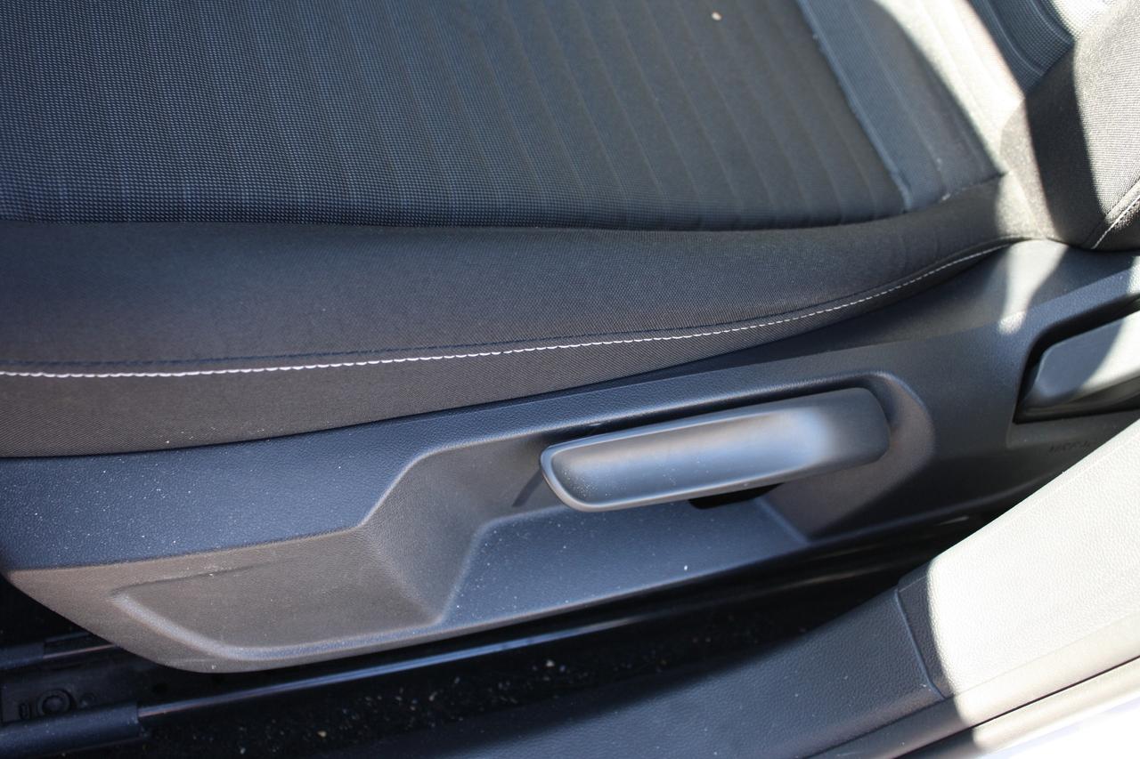2022 Volkswagen Jetta TRENDLINE AUTO Photo