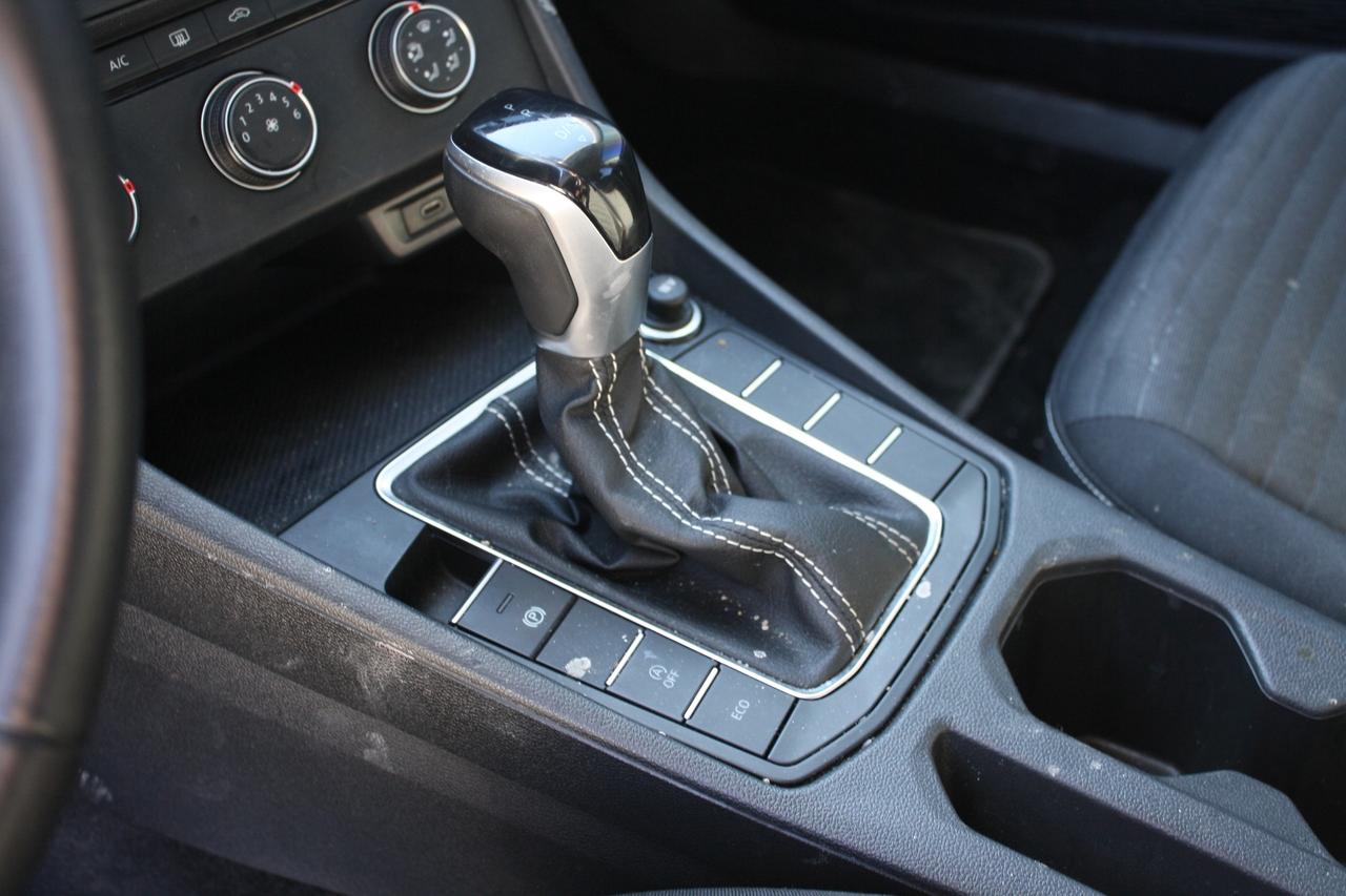 2022 Volkswagen Jetta TRENDLINE AUTO Photo