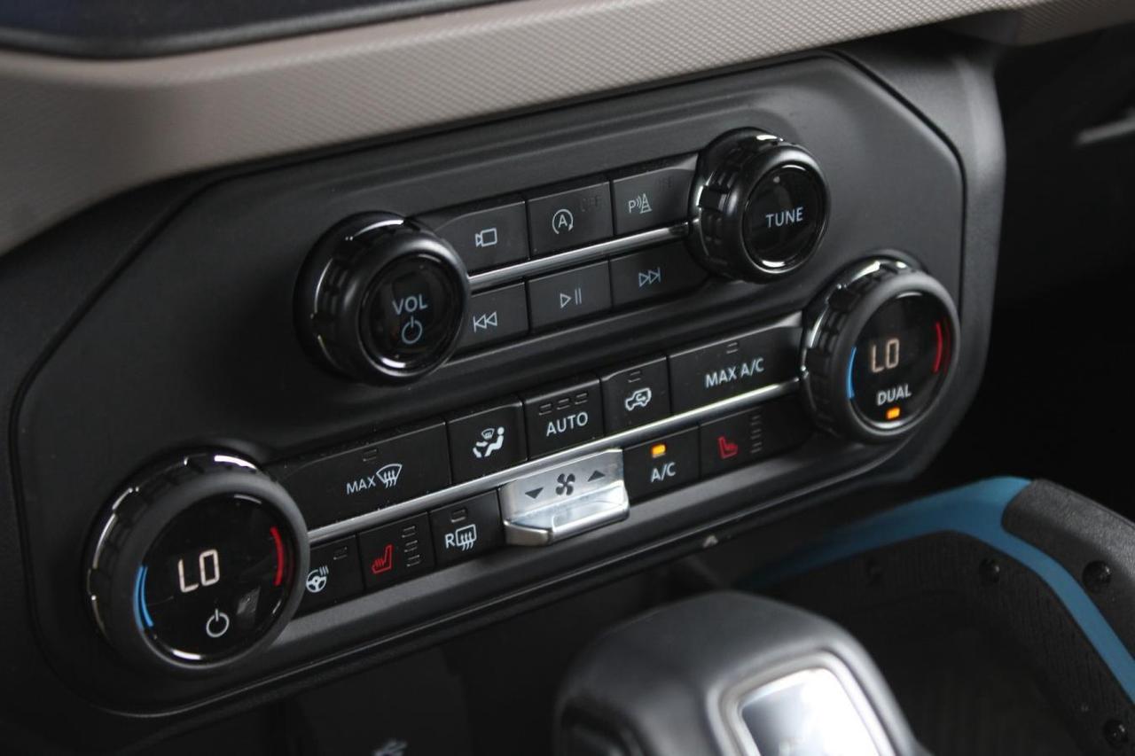 2024 Ford Bronco Wildtrak  Gps SiriusXM HtdSeats BkpCam SideSteps Photo