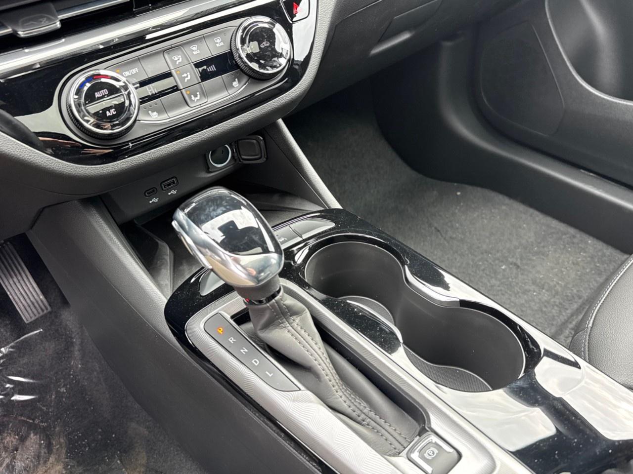 2026 Buick Envista FWD 4dr Sport Touring Photo