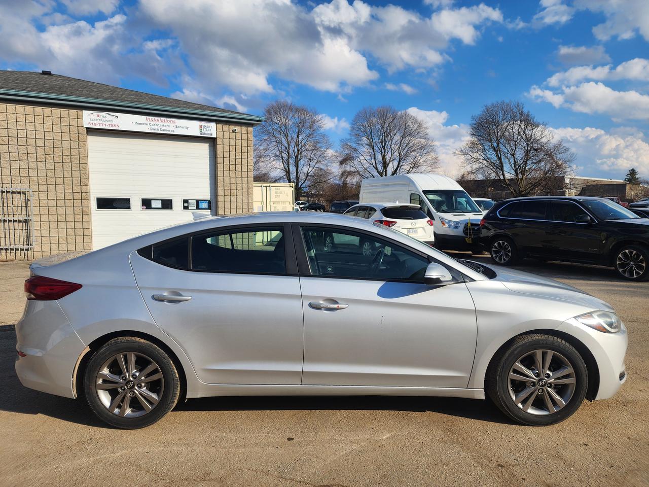 2017 Hyundai Elantra GL lOne Owner | Low KM | Clean & Well Maintained l Photo4