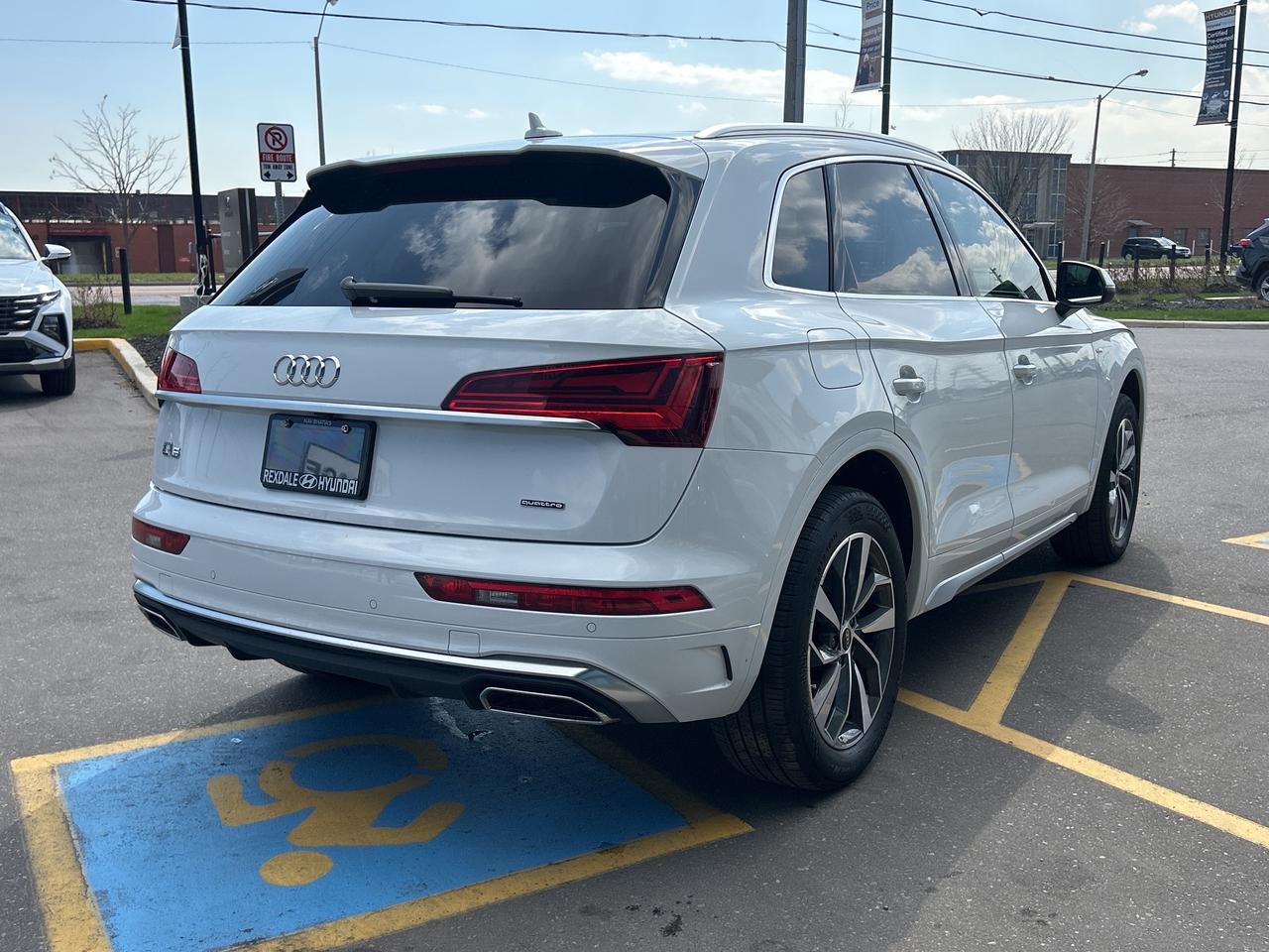 2022 Audi Q5  Photo4