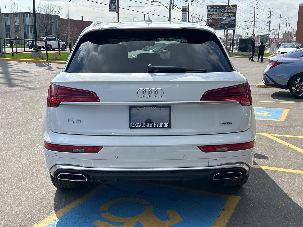 2022 Audi Q5  Photo3