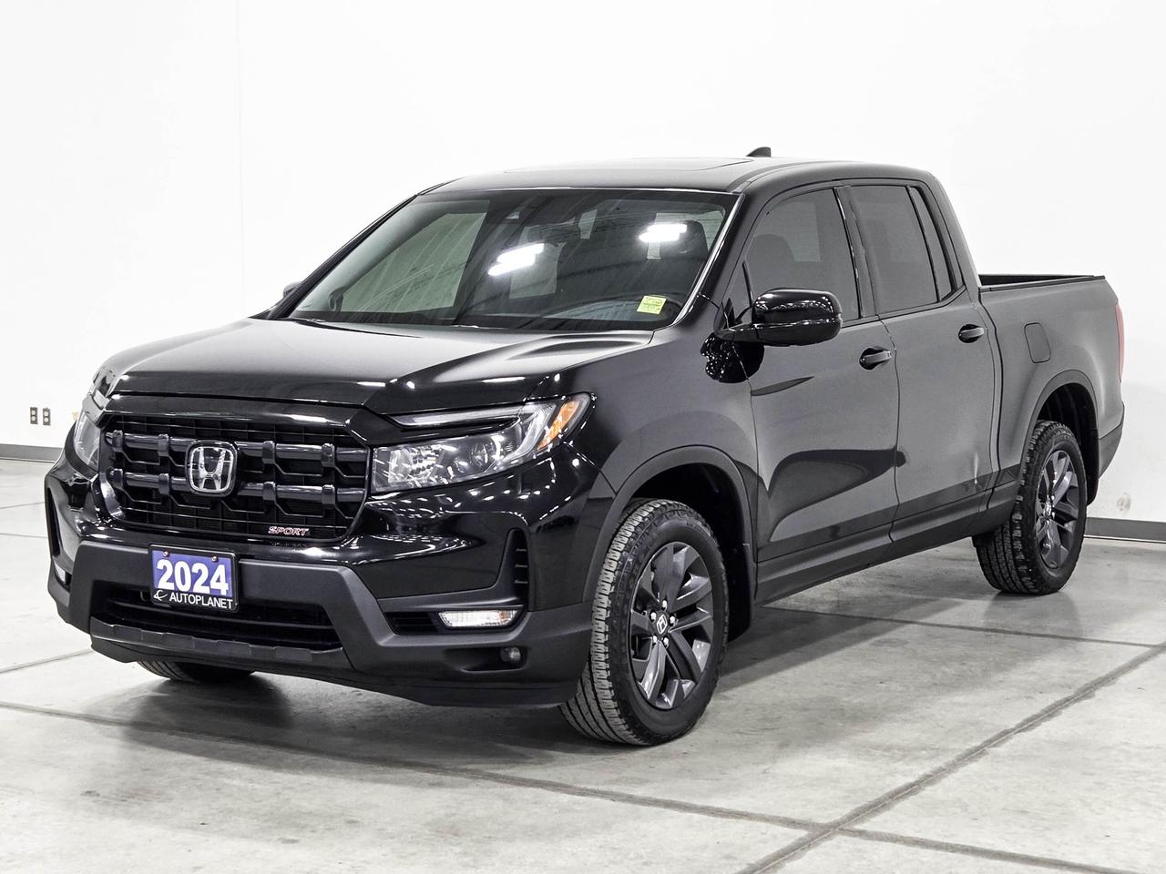 2024 Honda Ridgeline Sport AWD, Honda Sensing, Remote Start, Sunroof! Photo