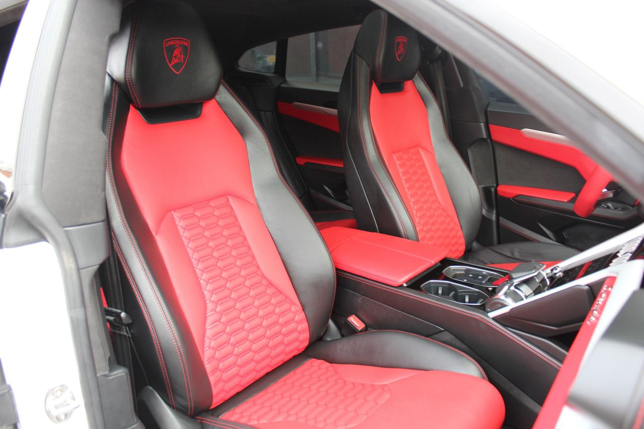 2020 Lamborghini Urus  Photo