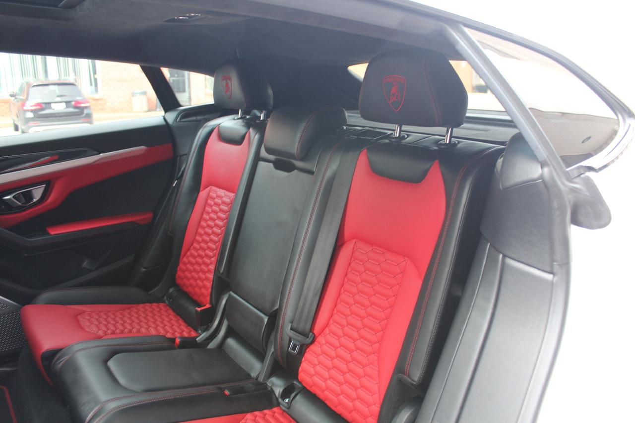 2020 Lamborghini Urus  Photo