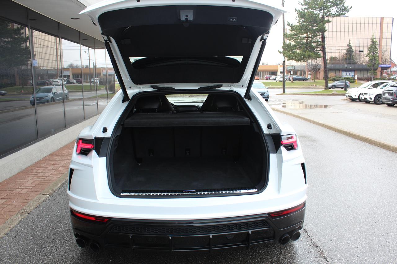 2020 Lamborghini Urus  Photo