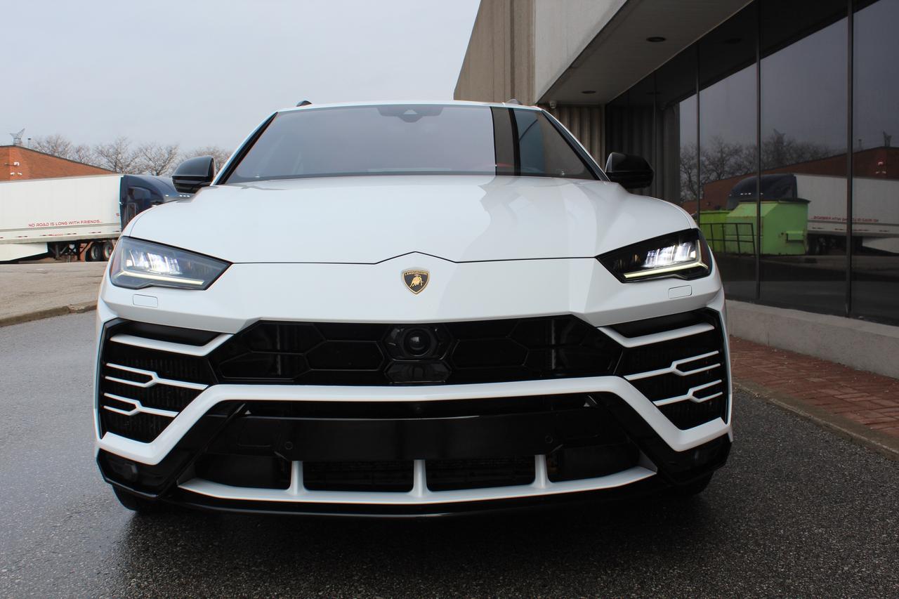 2020 Lamborghini Urus  Photo