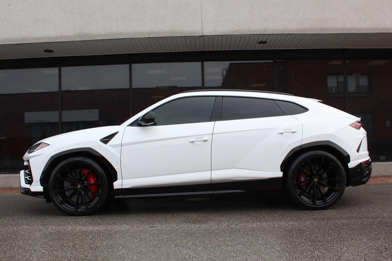 2020 Lamborghini Urus  Photo