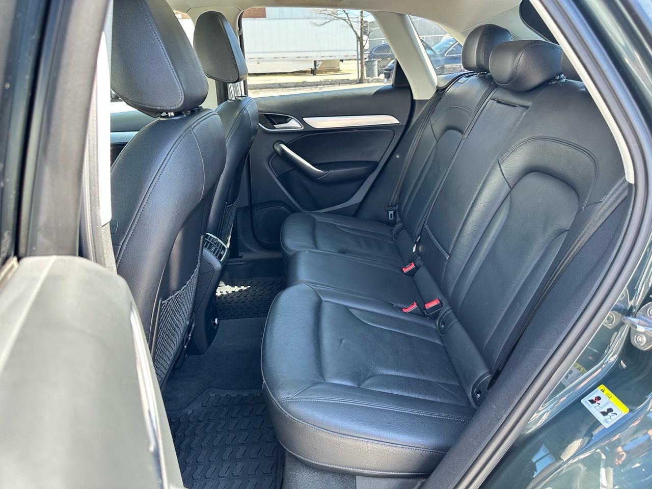 2018 Audi Q3 Progressiv ~ PANO ROOF ~ NAV ~ NO ACCIDENTS Photo