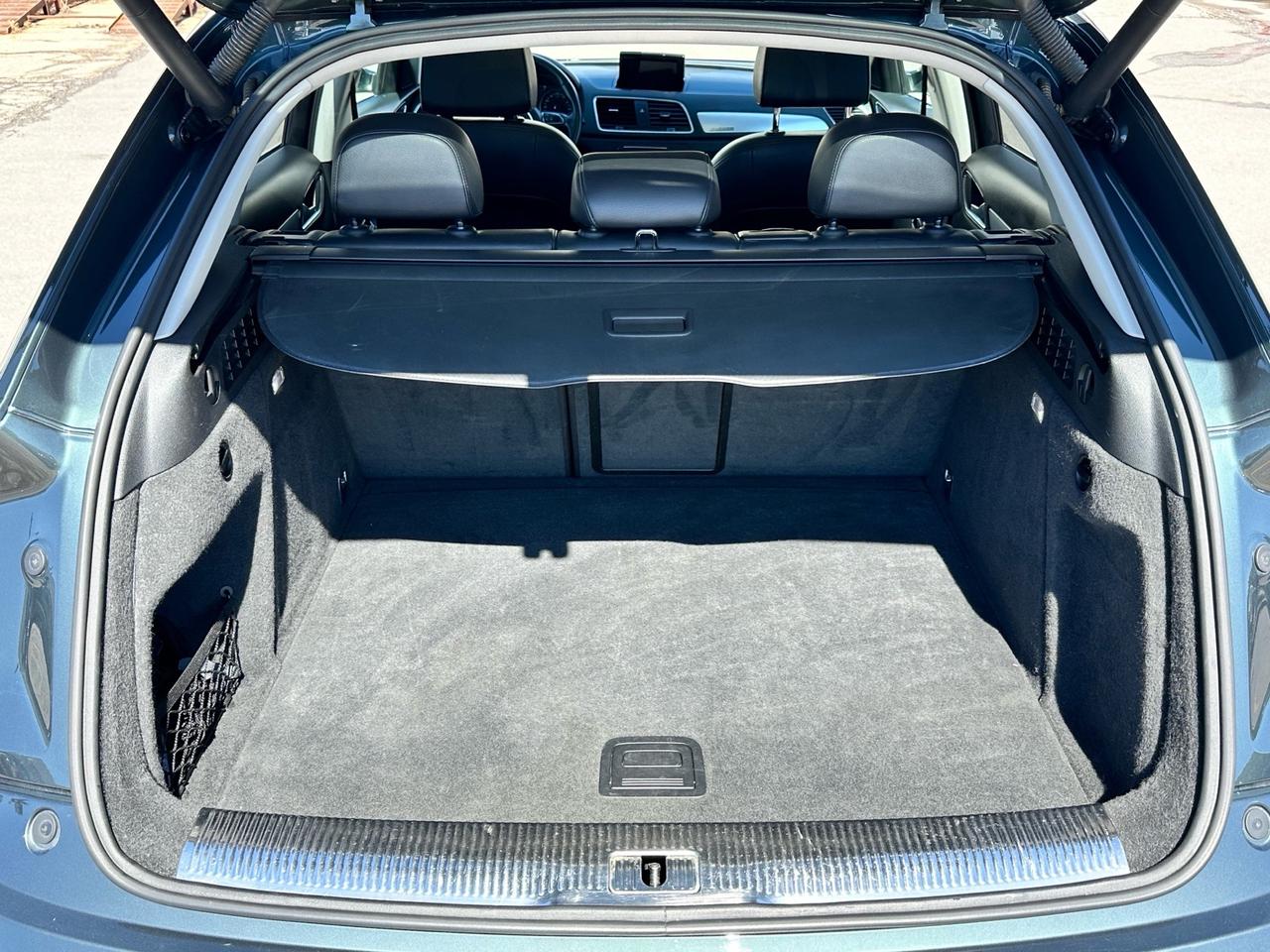 2018 Audi Q3 Progressiv ~ PANO ROOF ~ NAV ~ NO ACCIDENTS Photo
