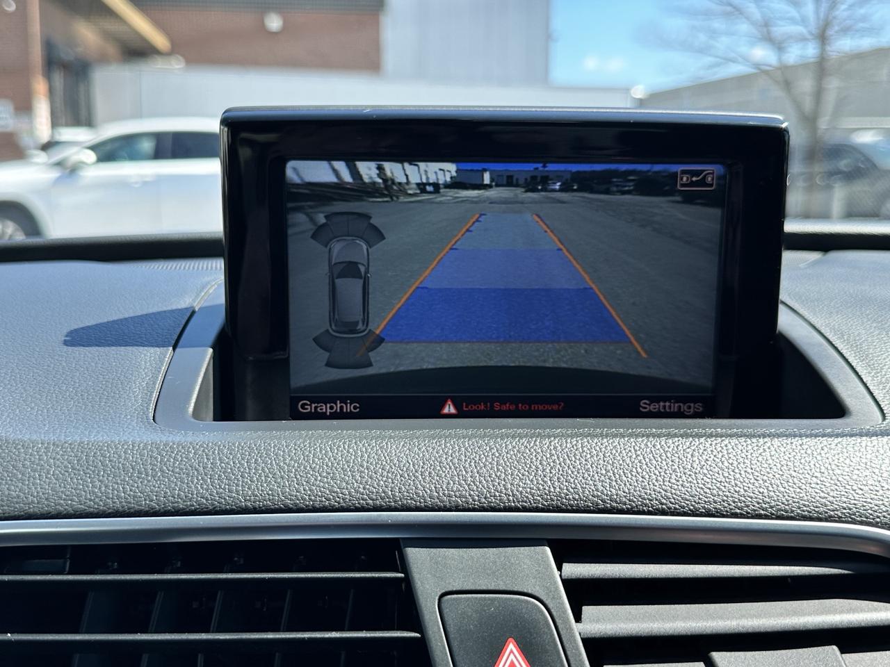 2018 Audi Q3 Progressiv ~ PANO ROOF ~ NAV ~ NO ACCIDENTS Photo
