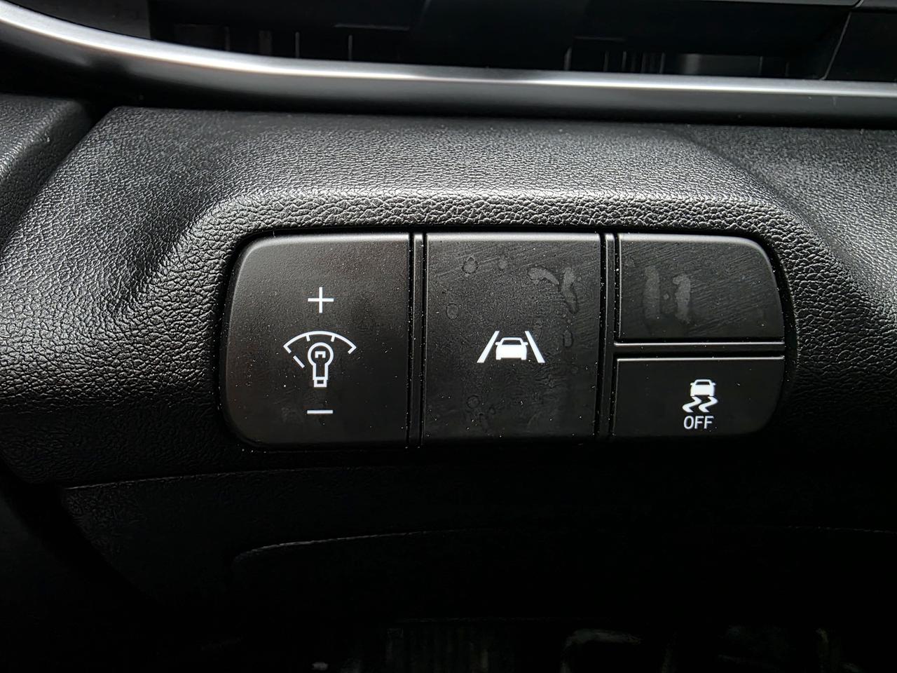 2023 Hyundai Elantra REMOTE STARTER CLEAN CARFAX Photo