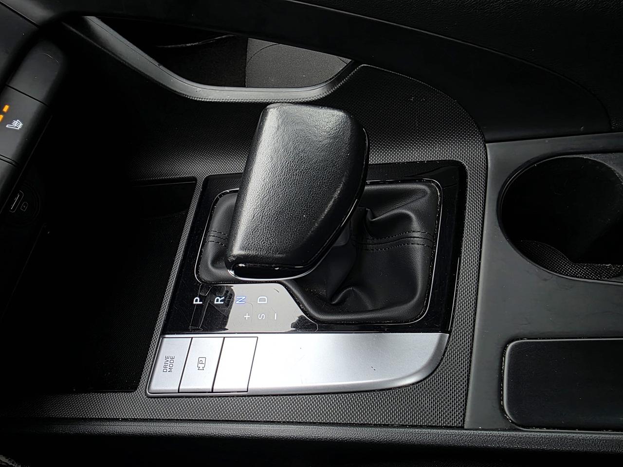 2023 Hyundai Elantra REMOTE STARTER CLEAN CARFAX Photo