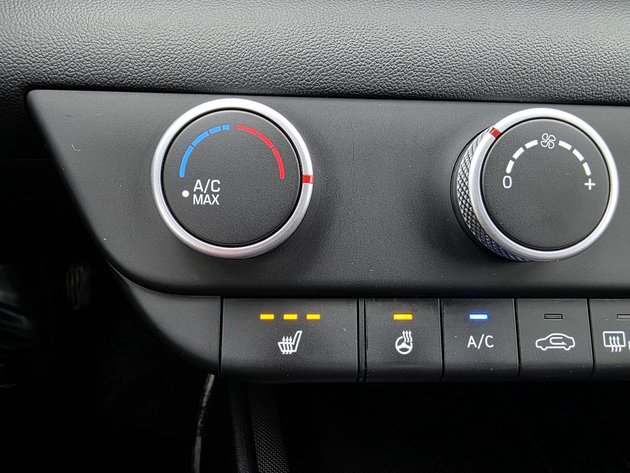 2023 Hyundai Elantra REMOTE STARTER CLEAN CARFAX Photo