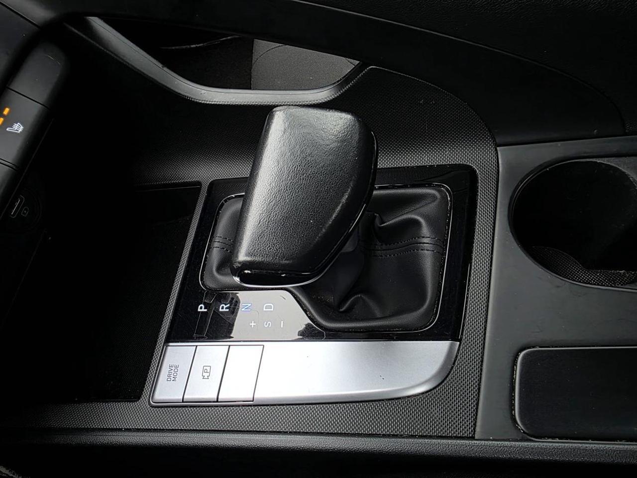2023 Hyundai Elantra Remote Starter clean Photo