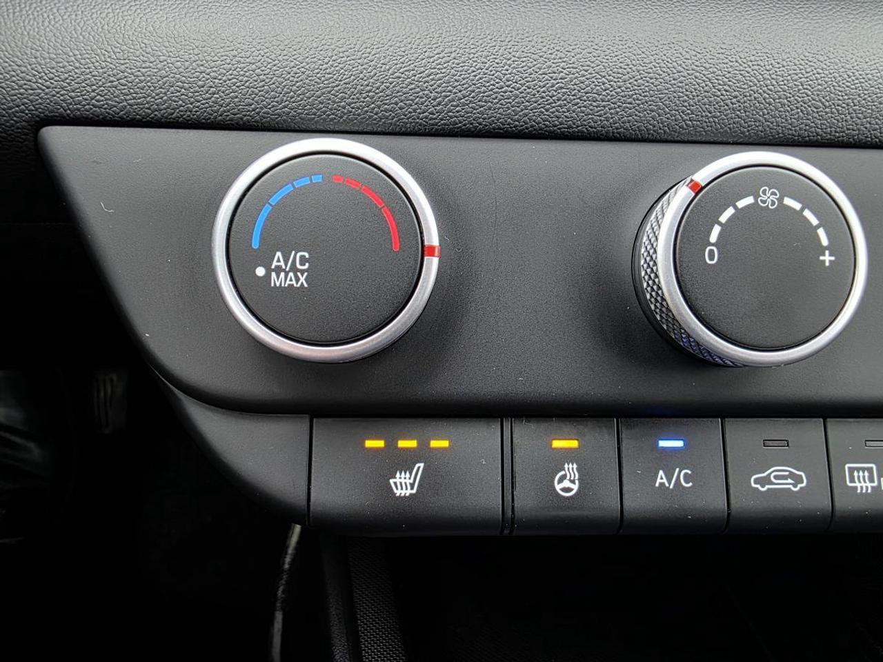 2023 Hyundai Elantra Remote Starter clean Photo