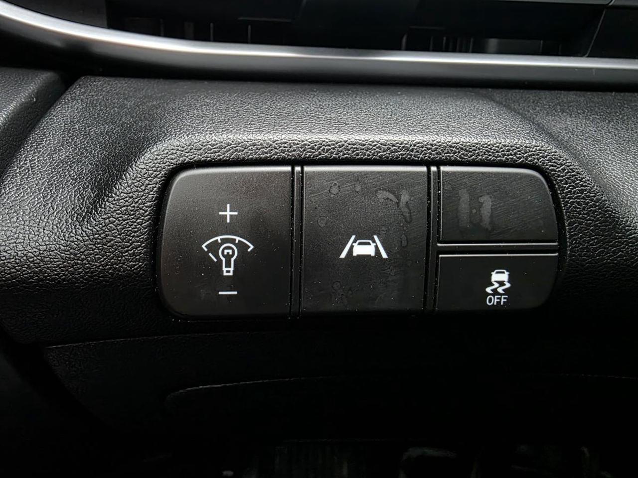 2023 Hyundai Elantra Remote Starter clean Photo