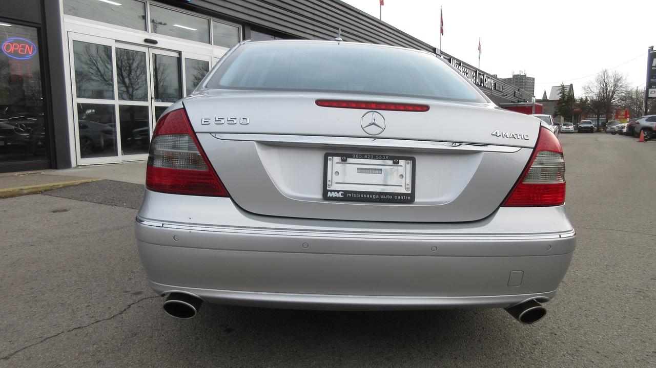 2007 Mercedes-Benz E-Class 5.5L Photo