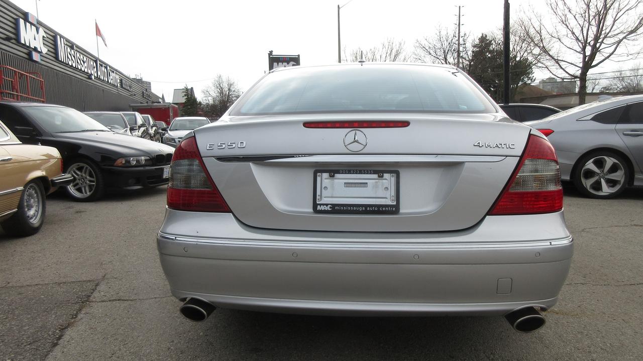 2007 Mercedes-Benz E-Class 5.5L Photo