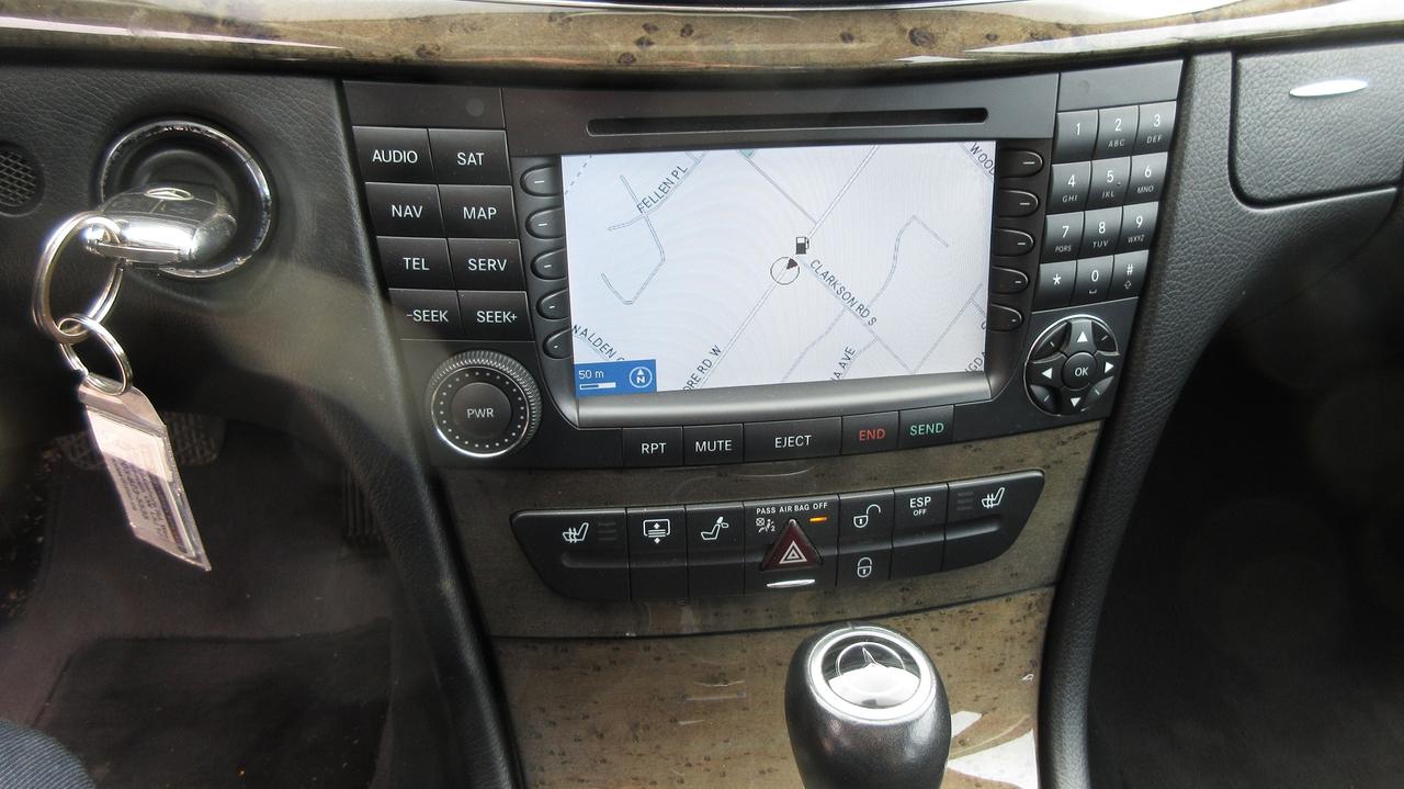 2007 Mercedes-Benz E-Class 5.5L Photo