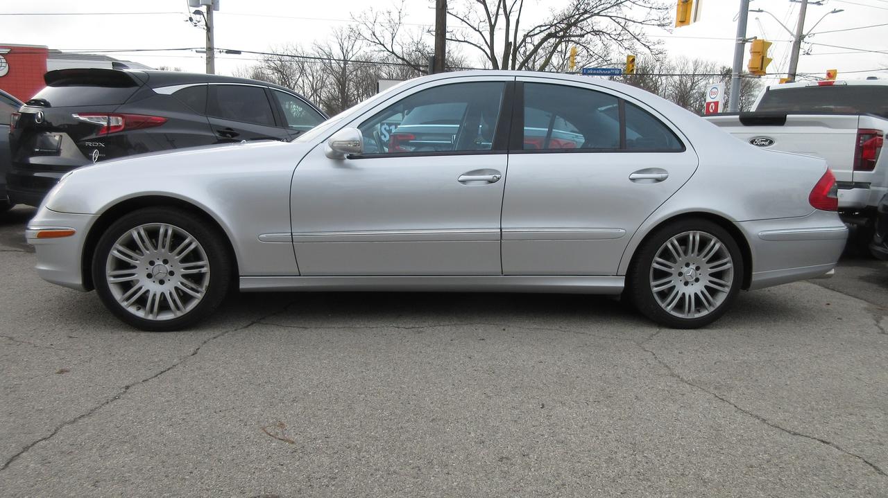 2007 Mercedes-Benz E-Class 5.5L Photo
