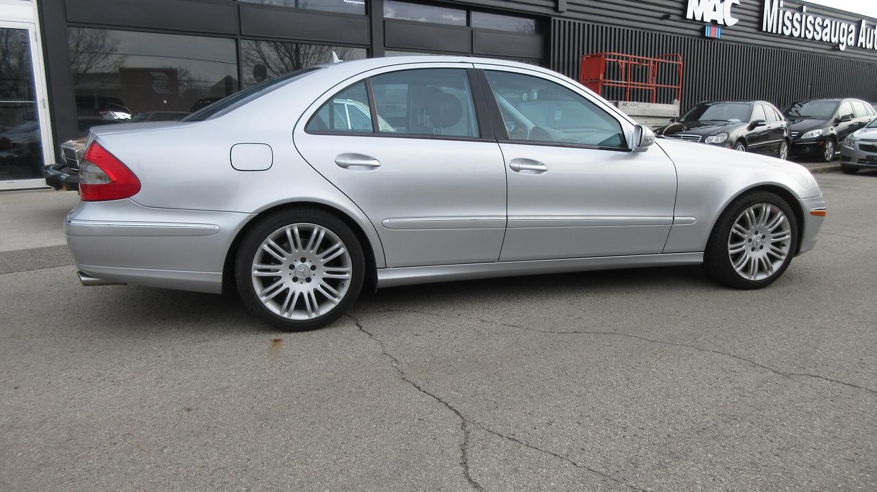 2007 Mercedes-Benz E-Class 5.5L Photo
