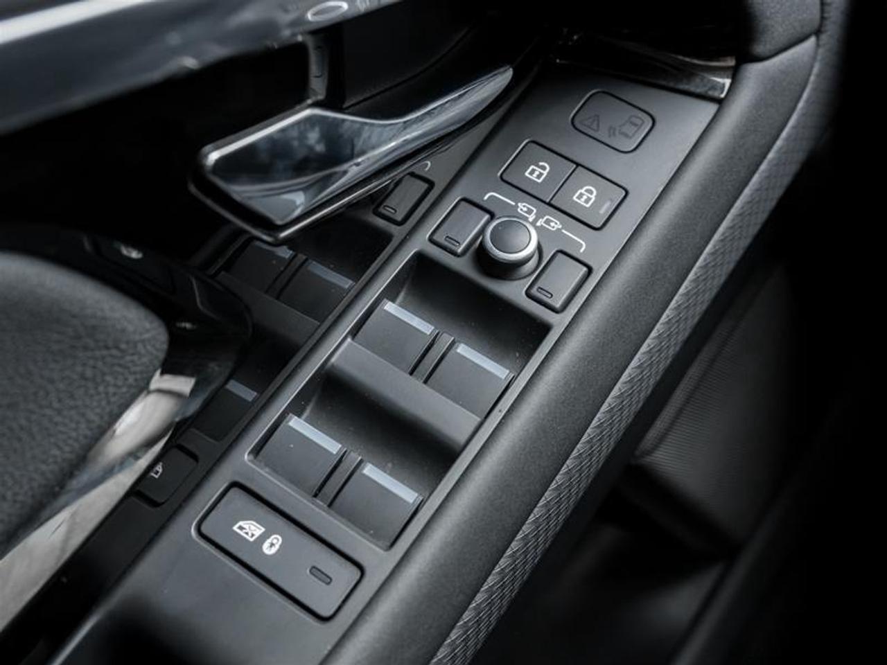 2022 Land Rover Range Rover Evoque S All-Wheel Drive Photo