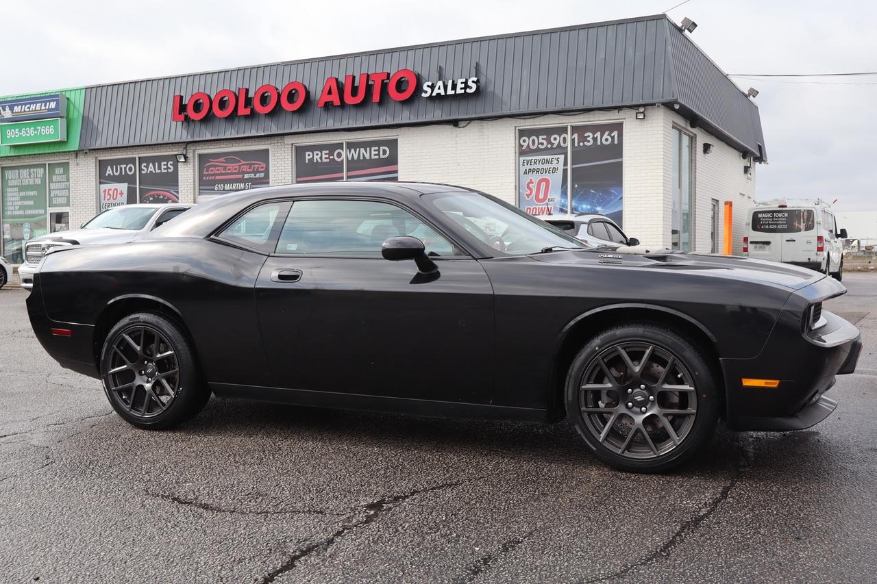2010 Dodge Challenger R/T Manual Hemi V8 Photo