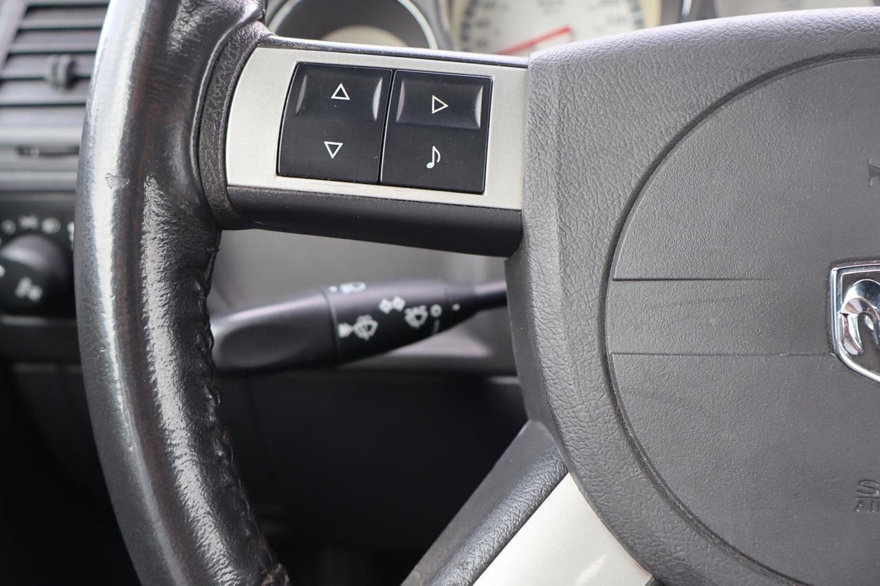 2010 Dodge Challenger R/T Manual Hemi V8 Photo