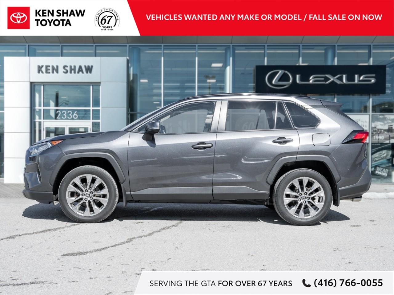 2021 Toyota RAV4 XLE 4dr All-wheel Drive Photo2