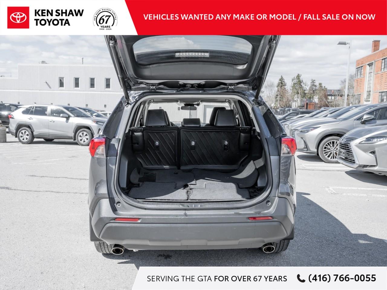 2021 Toyota RAV4 XLE 4dr All-wheel Drive Photo