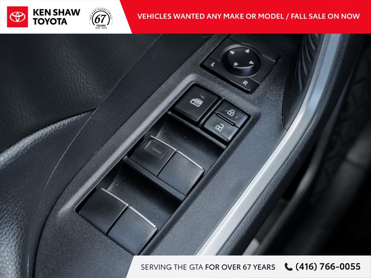 2021 Toyota RAV4 XLE 4dr All-wheel Drive Photo