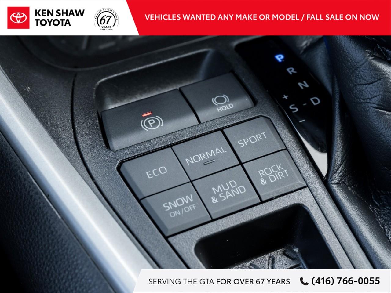 2021 Toyota RAV4 XLE 4dr All-wheel Drive Photo