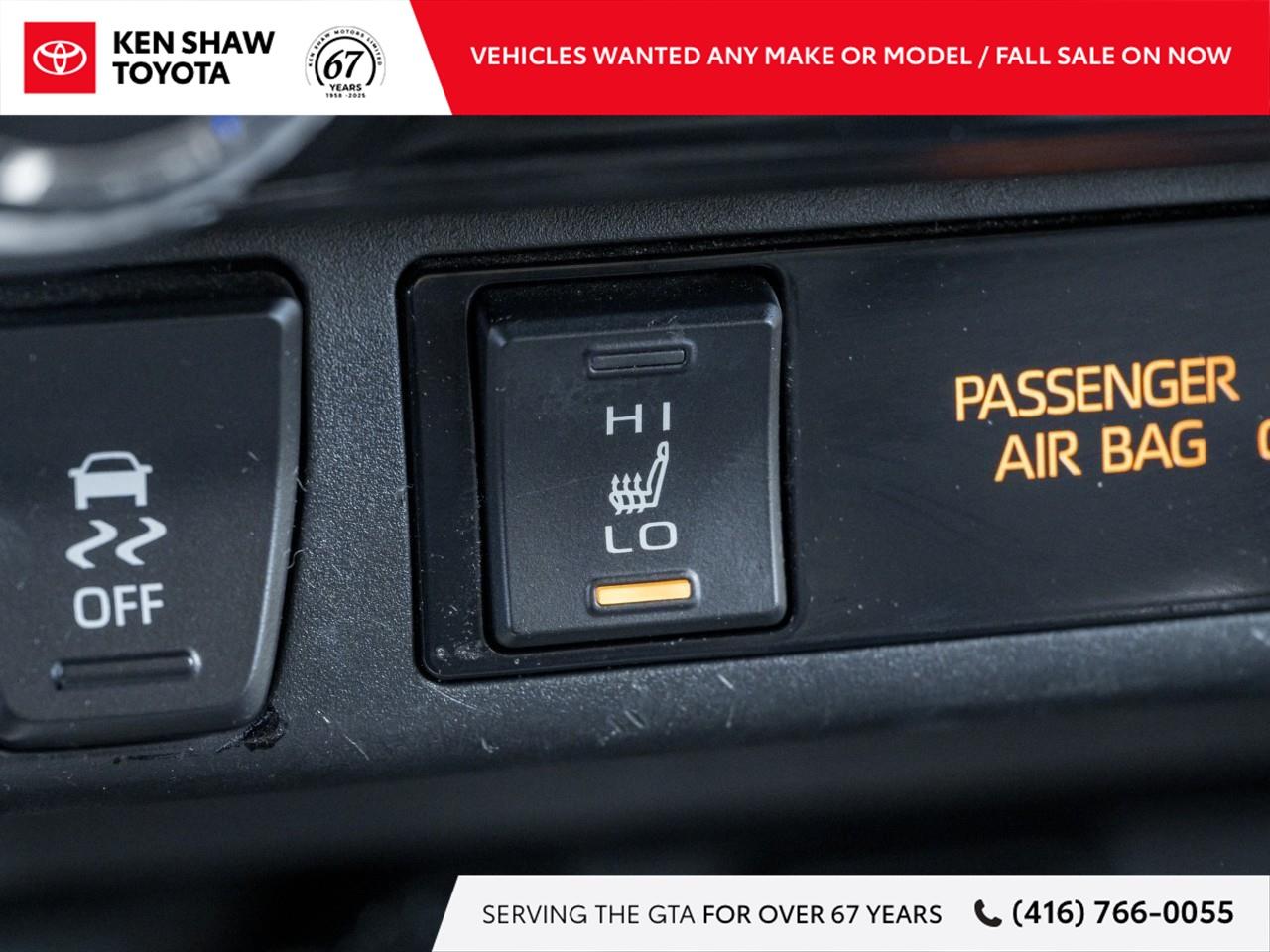 2021 Toyota RAV4 XLE 4dr All-wheel Drive Photo