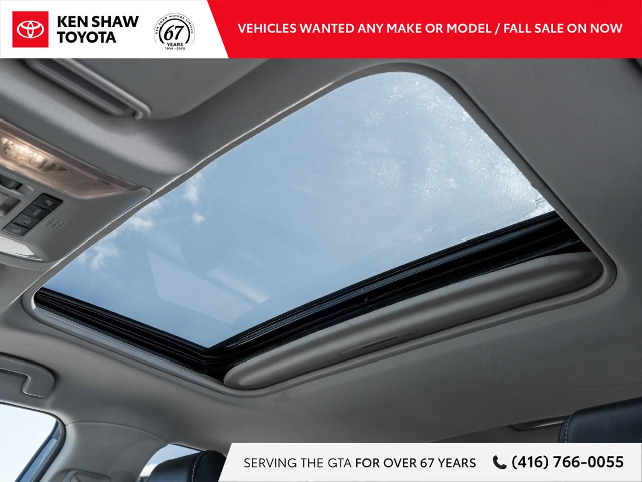 2021 Toyota RAV4 XLE 4dr All-wheel Drive Photo