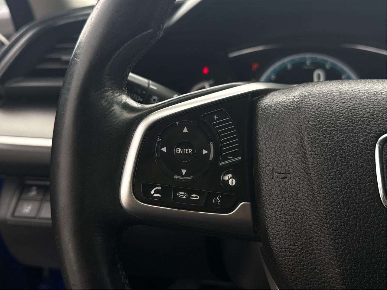 2018 Honda Civic Sedan SE CVT CLEAN MUST SEE WI FINANCE ALL CREDIT! Photo