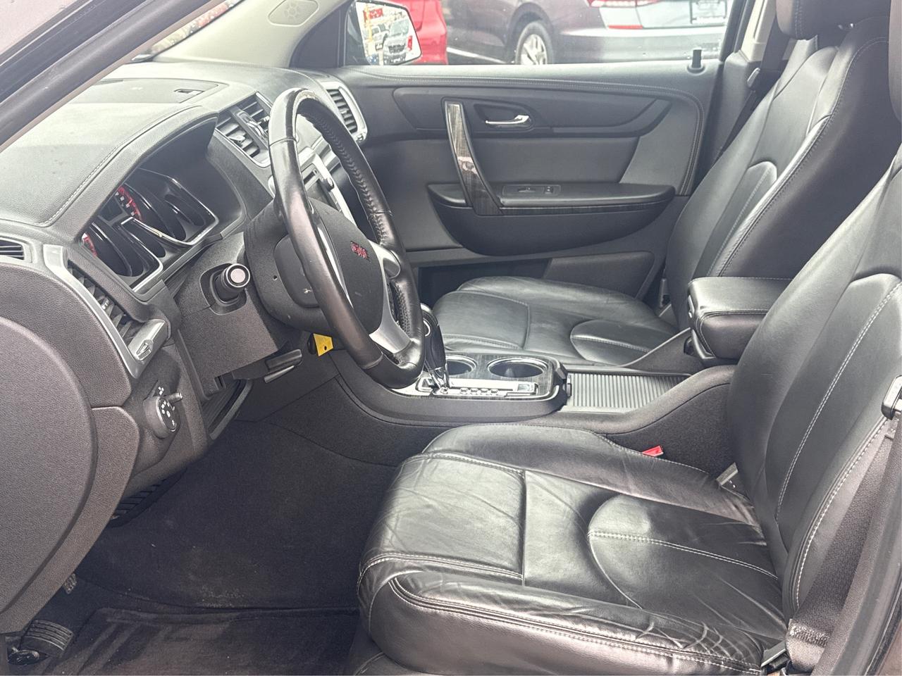 2016 GMC Acadia NAV LEATHER SUNROOF LOADED! WE FINANCE ALL CREDIT Photo