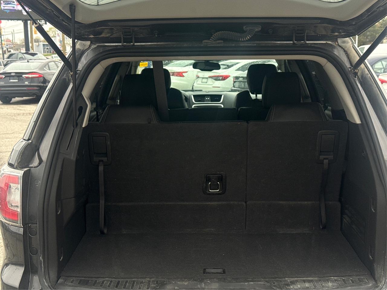 2016 GMC Acadia NAV LEATHER SUNROOF LOADED! WE FINANCE ALL CREDIT Photo