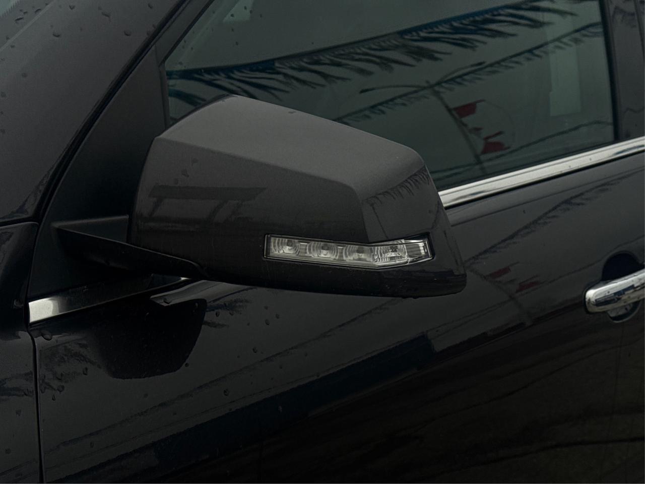 2016 GMC Acadia NAV LEATHER SUNROOF LOADED! WE FINANCE ALL CREDIT Photo