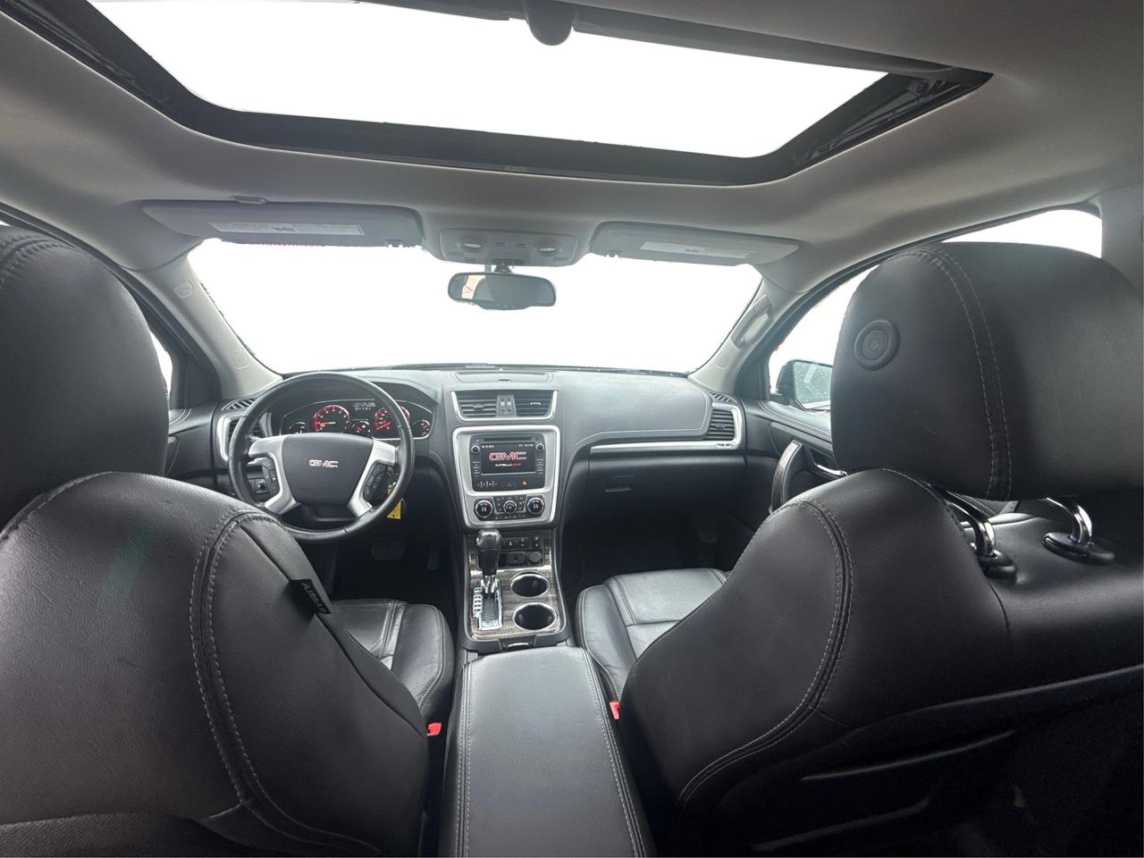 2016 GMC Acadia NAV LEATHER SUNROOF LOADED! WE FINANCE ALL CREDIT Photo