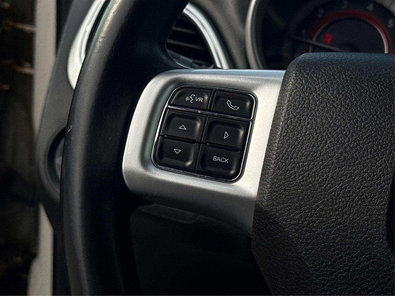 2016 Dodge Journey CERTIFIED 7 PASS NAV  CLEAN WE FINANCE ALL CREDT Photo