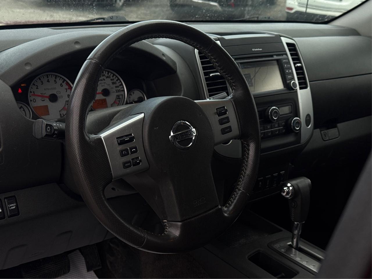 2016 Nissan Frontier 4WD Crew Cab SWB Auto PRO-4X WE FINANCE ALL CREDIT Photo