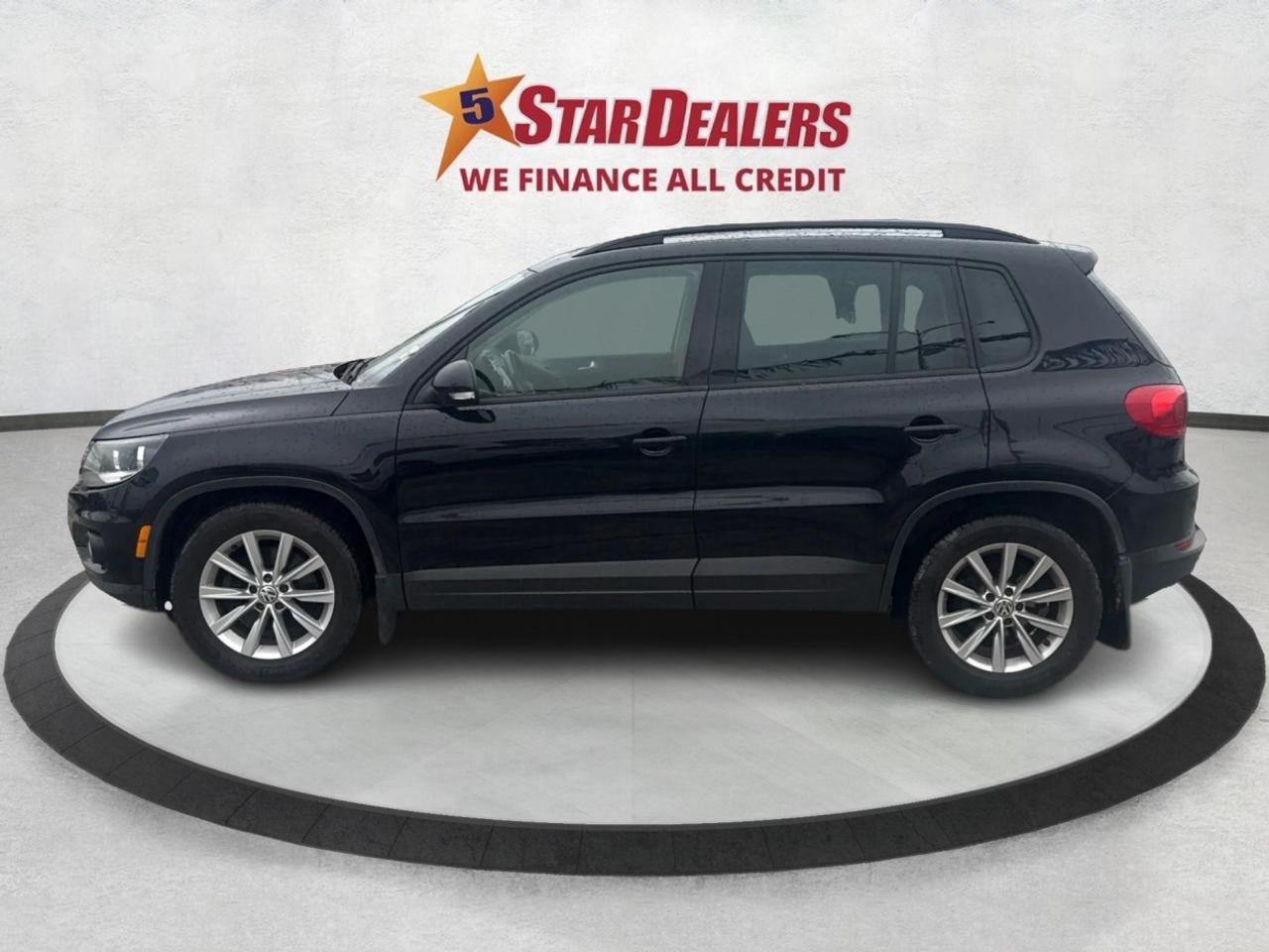 2014 Volkswagen Tiguan LEATHER PANO ROOF HEATED SEATS WE FINANCE ALL! Photo