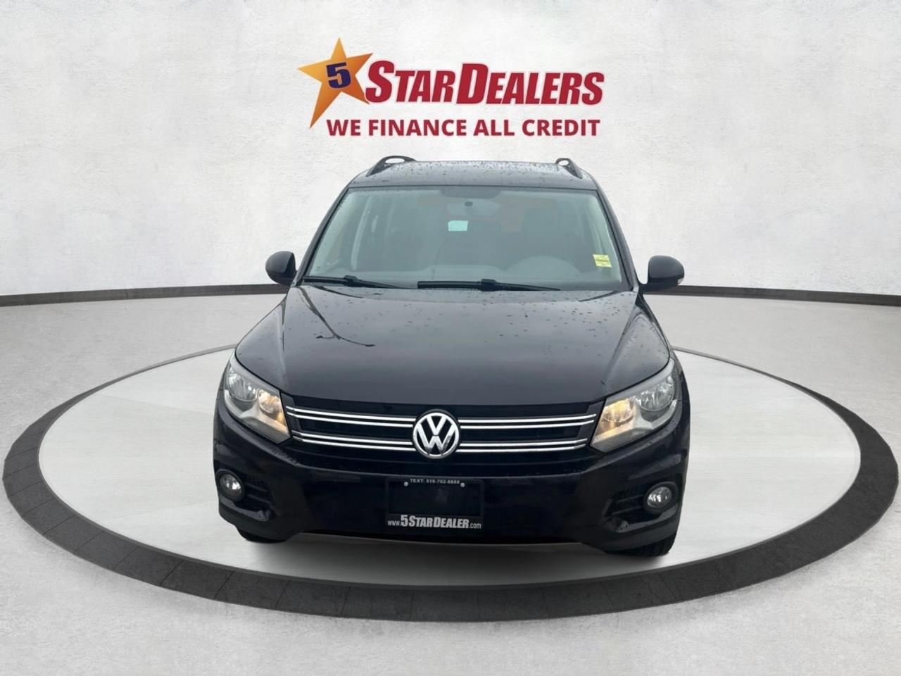 2014 Volkswagen Tiguan LEATHER PANO ROOF HEATED SEATS WE FINANCE ALL! Photo