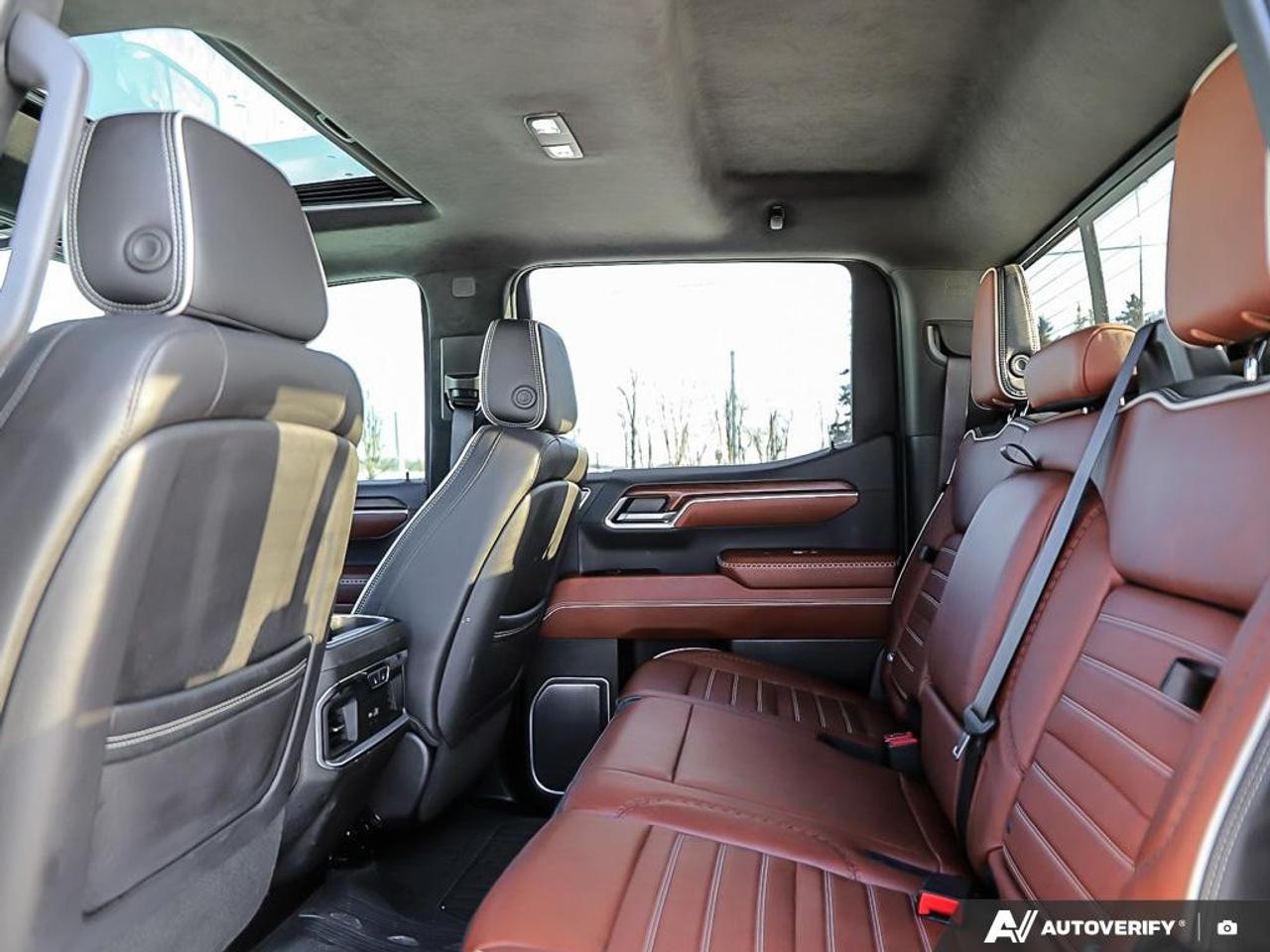 2023 GMC Sierra 1500 Crew Cab Short Box 4-Wheel Drive Denali Ultimate Photo